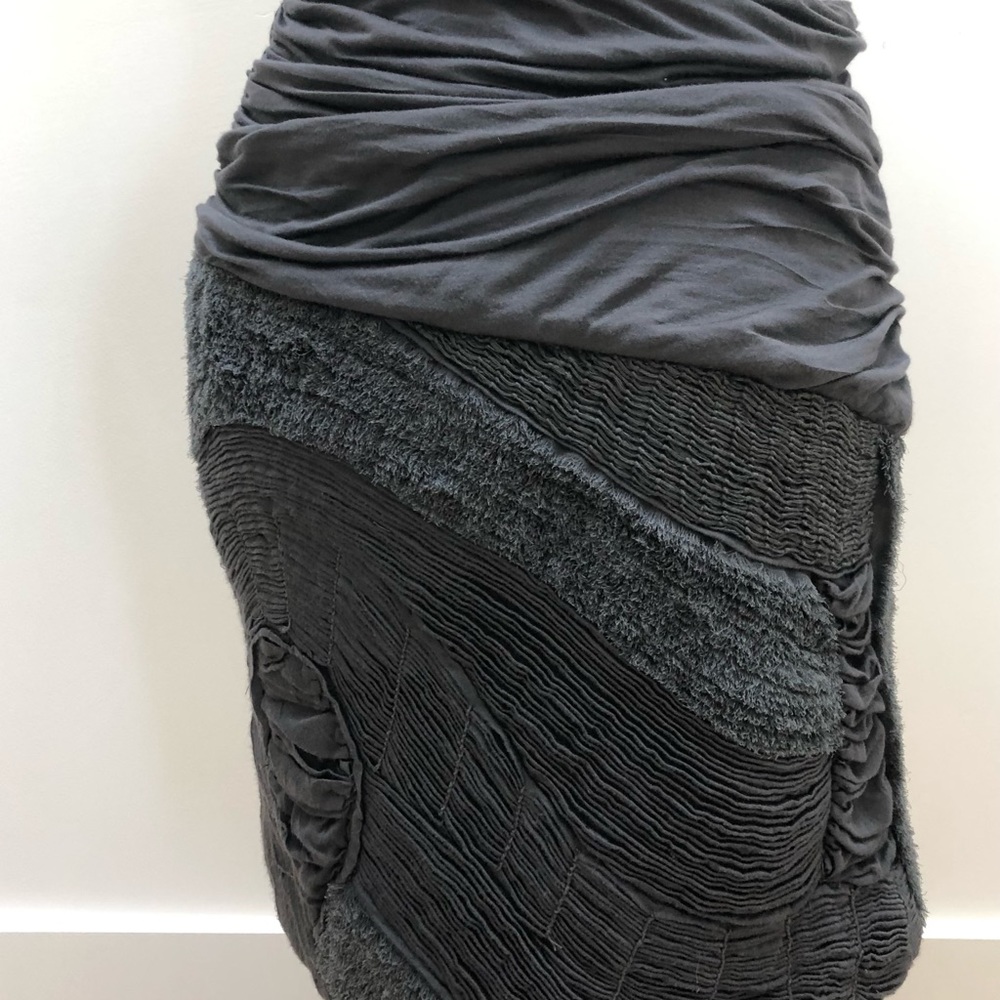 Yigal Azrouel New with Tags Grey Pencil Skirt on a Size 2.